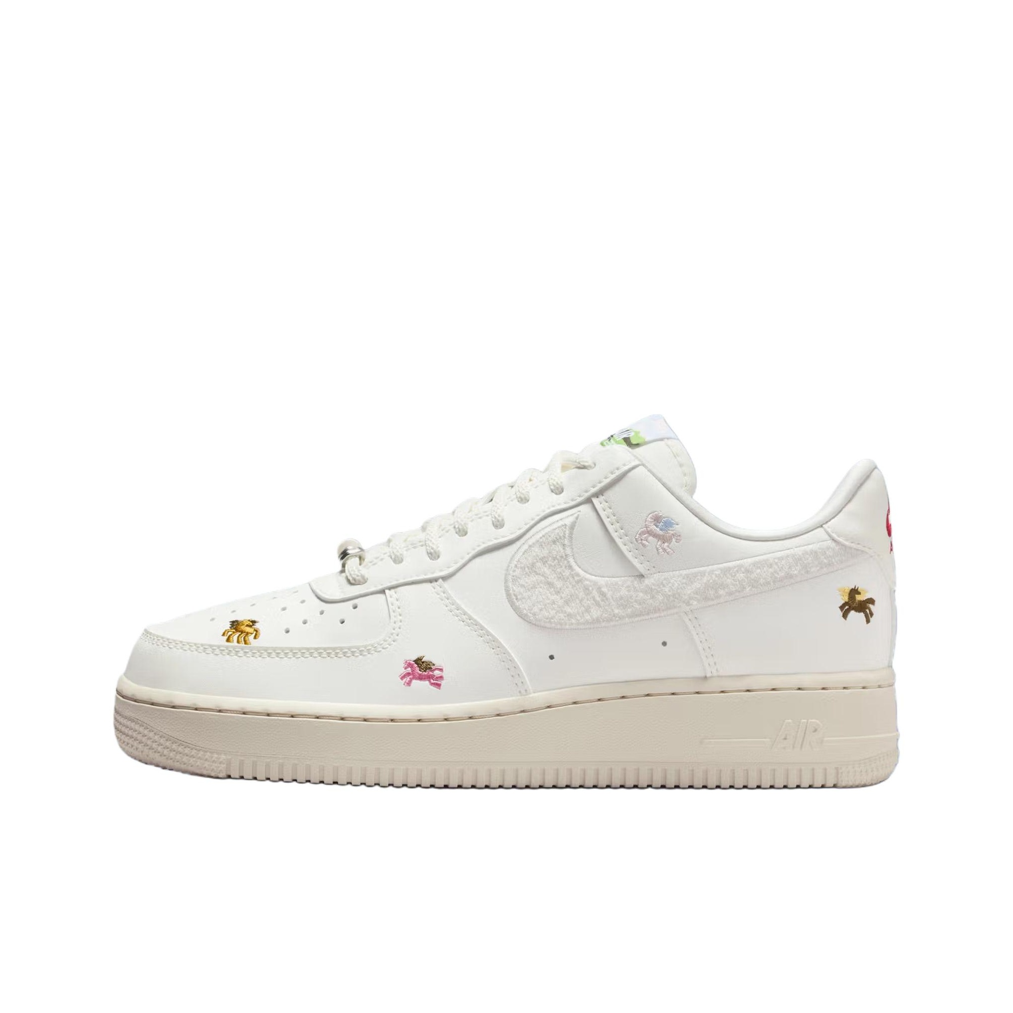 Nike Shoes Air Force 1 - حذاء نايك اير فورس 1 لو