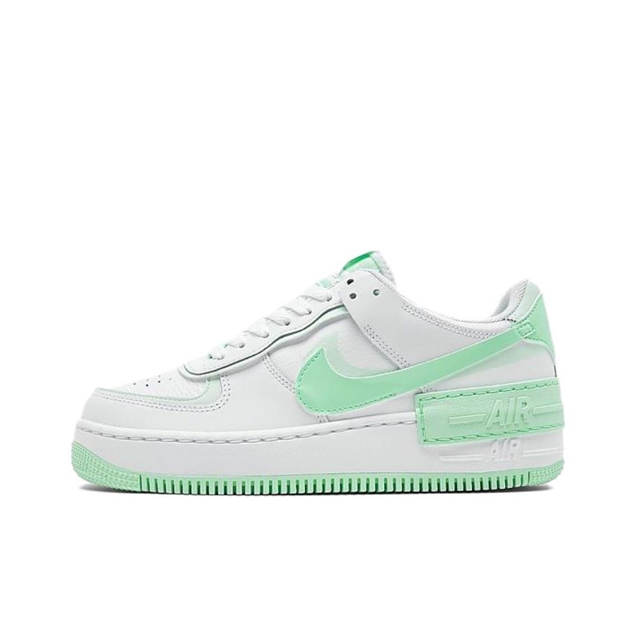حذاء نايك إير فورس 1 للنساء من - مراجعة Nike Shoes Air Force 1 وسعره